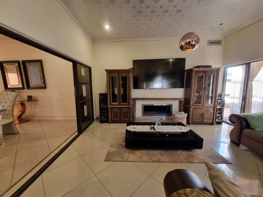 4 Bedroom Property for Sale in Fichardt Park Free State